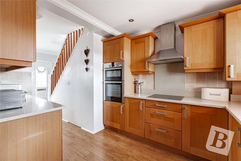 32 Mitchell Avenue, Northfleet, Gravesend, DA11 8AX