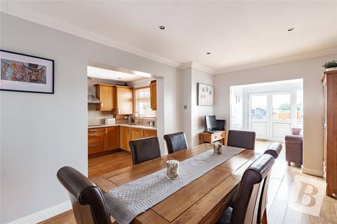 32 Mitchell Avenue, Northfleet, Gravesend, DA11 8AX