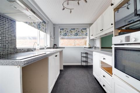 68 Derrymore Road, Willerby, Hull, HU10 6ET