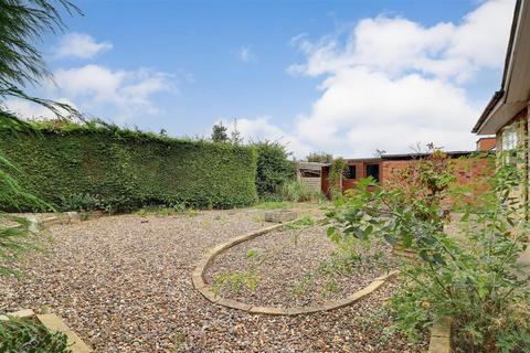 68 Derrymore Road, Willerby, Hull, HU10 6ET