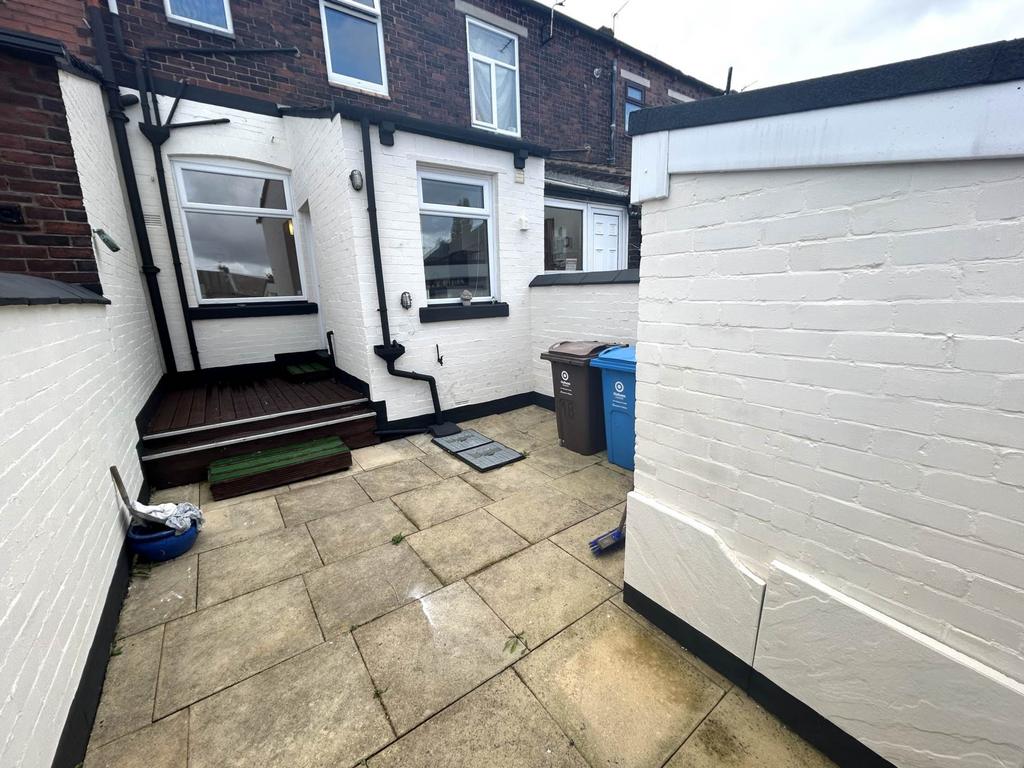 Bredbury Street, Oldham OL9 2 bed terraced house for sale £160,000