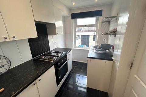 2 bedroom terraced house for sale, Bredbury Street, Oldham OL9