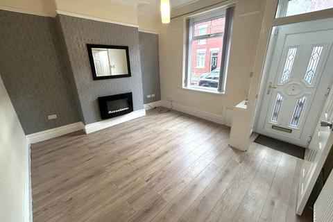 2 bedroom terraced house for sale, Bredbury Street, Oldham OL9