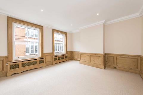 3 bedroom house to rent, Yeoman`s Row, Knightsbridge SW3