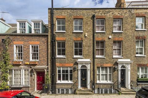 3 bedroom house to rent, Yeoman`s Row, Knightsbridge SW3