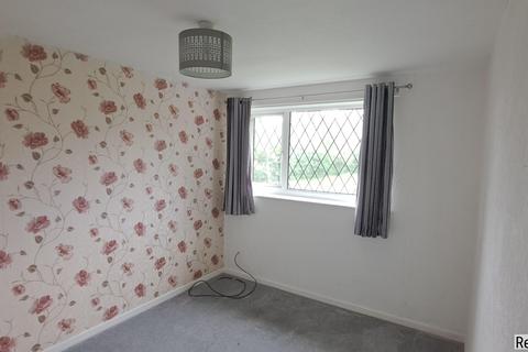 3 bedroom terraced house to rent, Knott Lanes, Bardsley, United Kingdom, OL8