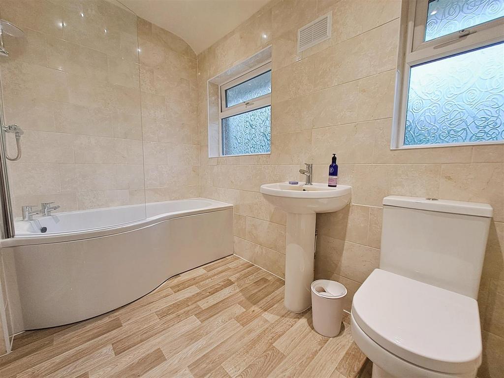 Re Fitted Bathroom