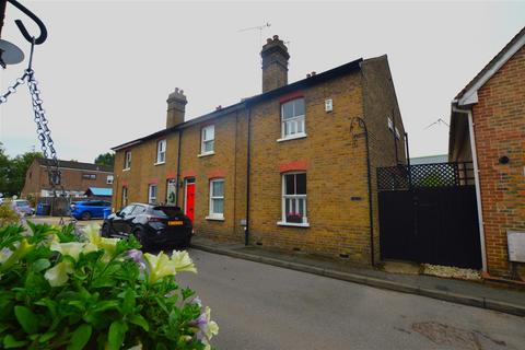 2 bedroom end of terrace house for sale, Datchet Place, Datchet, Slough