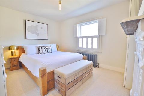 2 bedroom end of terrace house for sale, Datchet Place, Datchet