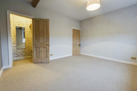 85 Bachelor Lane, Horsforth, Leeds, LS18 5NF