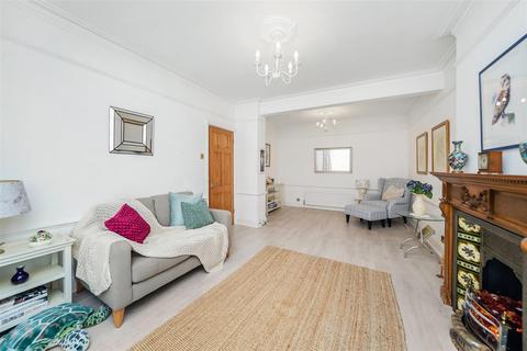 89 Brindwood Road, London, E4 8BA