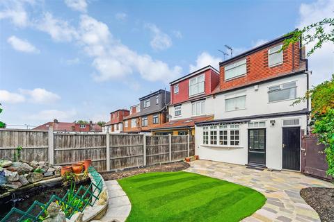 89 Brindwood Road, London, E4 8BA