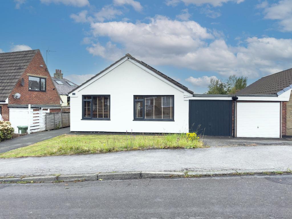 Grasmere Road, Wyke, BD12 9DT 3 bed semidetached bungalow for sale £