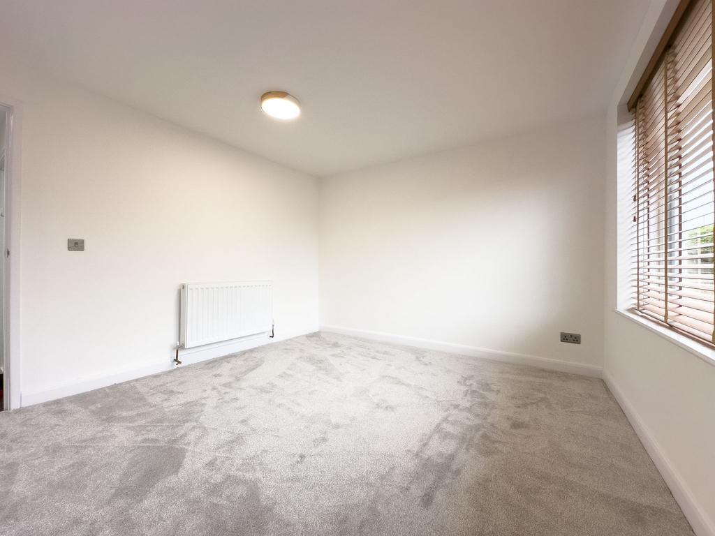 Grasmere Road, Wyke, BD12 9DT 3 bed semidetached bungalow for sale £