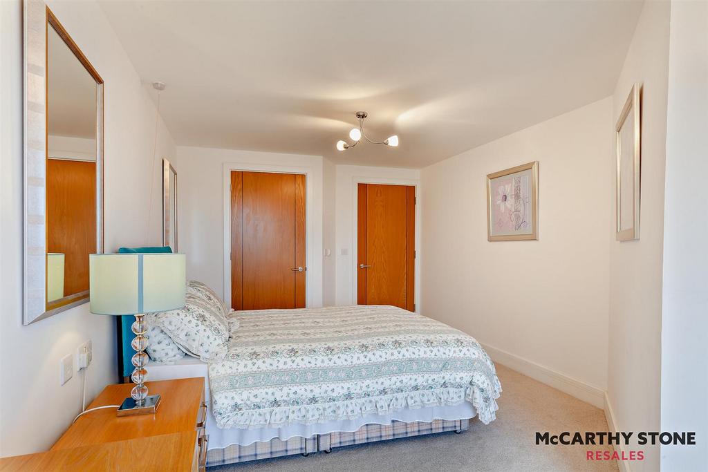 8618823-interior13-800.jpg