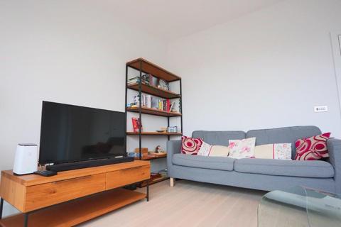 2 bedroom flat to rent, Canaan Lane, Edinburgh, EH10