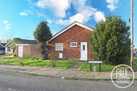 2 bedroom semi-detached bungalow for sale, Tansy Close, Pakefield, NR33