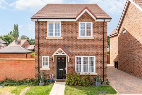 4 bedroom detached house for sale, Thompson Way, Hertford