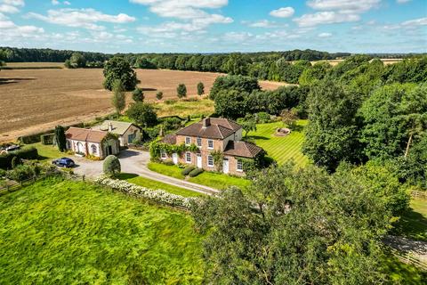 4 bedroom detached house to rent, Croft On Tees, Darlington