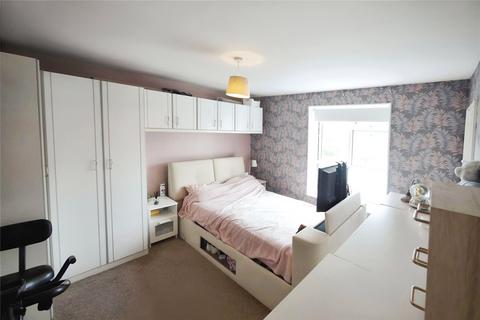 2 bedroom apartment for sale, Albany Road, Pilgrims Hatch, Brentwood, Essex, CM15