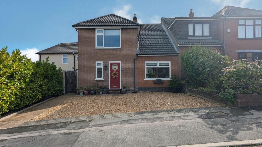 Thirlmere Avenue, Upholland WN8 3 bed semidetached house for sale £