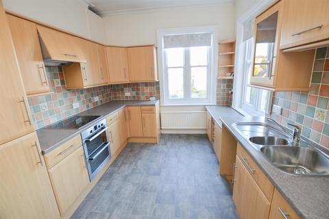 3 bedroom maisonette to rent, 5 Dittons Road, Eastbourne