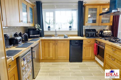 21 Langdale Drive, Doncaster, DN5 9JG