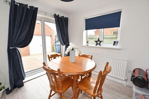 47 Sanctuary Way, Grimsby, DN37 9RU