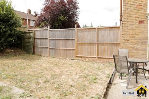 154 Beechings Way, Gillingham, ME8 6NF