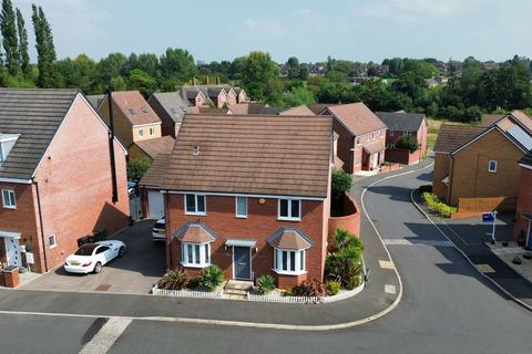 4 bedroom detached house for sale, Berry Maud Lane, Shirley