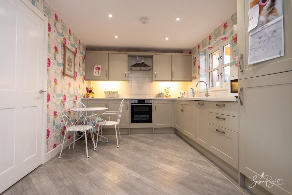 Open Plan Living/Kitchen Area