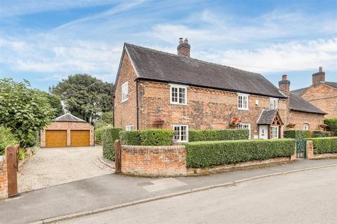 4 bedroom cottage for sale, Yew Tree Lane, Thulston DE72