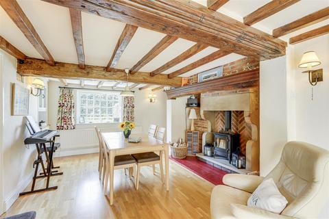 4 bedroom cottage for sale, Yew Tree Lane, Thulston DE72