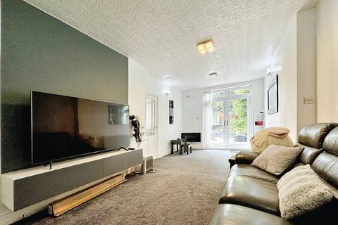 6 bedroom semi-detached house for sale, Street Lane, Leeds LS17