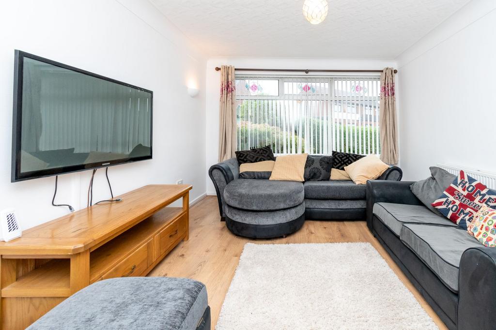 Paisley Avenue, St. Helens, WA11 3 bed semidetached bungalow for sale