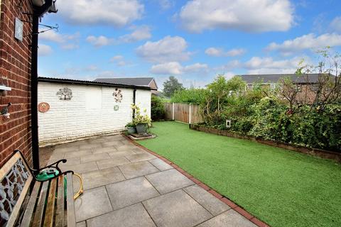 3 bedroom semi-detached bungalow for sale, Paisley Avenue, St. Helens, WA11