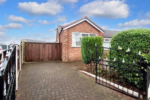 3 bedroom semi-detached bungalow for sale, Paisley Avenue, St. Helens, WA11