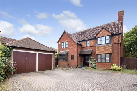 4 bedroom detached house for sale, Linceslade Grove, Loughton, Milton Keynes