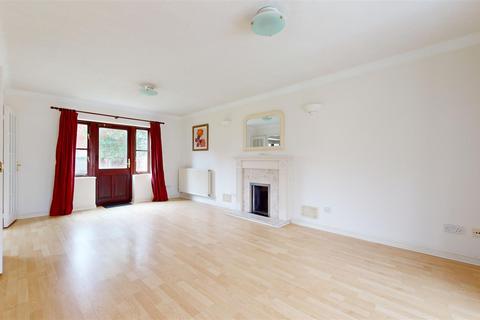 4 bedroom detached house for sale, Linceslade Grove, Loughton, Milton Keynes