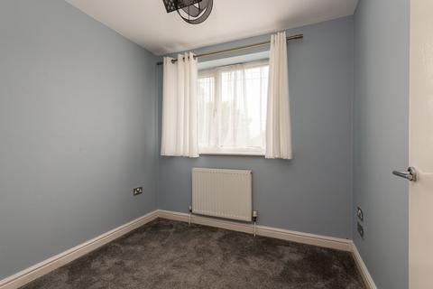 14 Mount Field, Queenborough, ME11 5DB