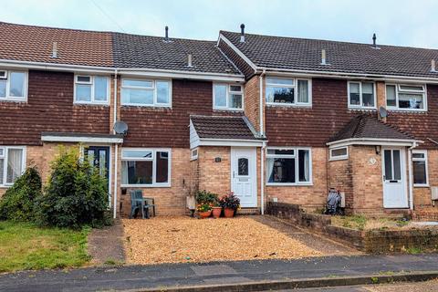 3 bedroom terraced house for sale, KINGSTON GARDENS, FAREHAM