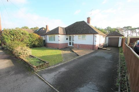 2 bedroom bungalow to rent, Rodgett Cresc Wareham