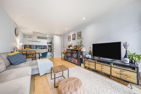 1 bedroom flat for sale, Woodman Mews, Kew Riverside