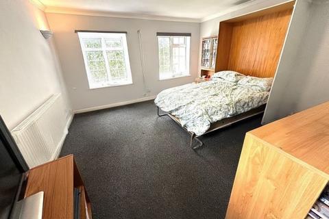 undefined, Bowmans Way, Dunstable, Bedfordshire, LU6 3LF