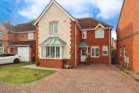 4 bedroom detached house for sale, Rochester Close, Bracebridge Heath