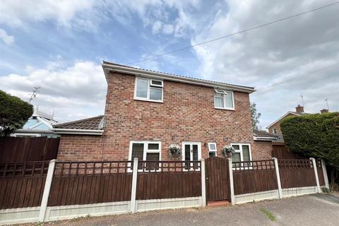 4 bedroom end of terrace house for sale, Kelvedon Close, Hutton, Brentwood