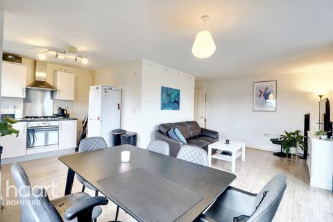 1 bedroom apartment for sale, Cottons Approach, Romford, RM7 7LN