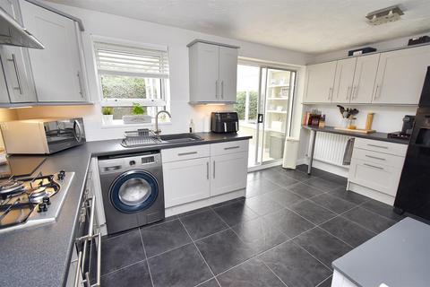 3 bedroom detached house for sale, Tay Close, Corby NN17