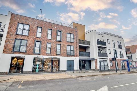 1 bedroom flat for sale, City Apartments, London Road, Leigh-On-Sea SS9