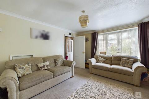 118 Glebe Road, Deanshanger, Milton Keynes, MK19 6LZ